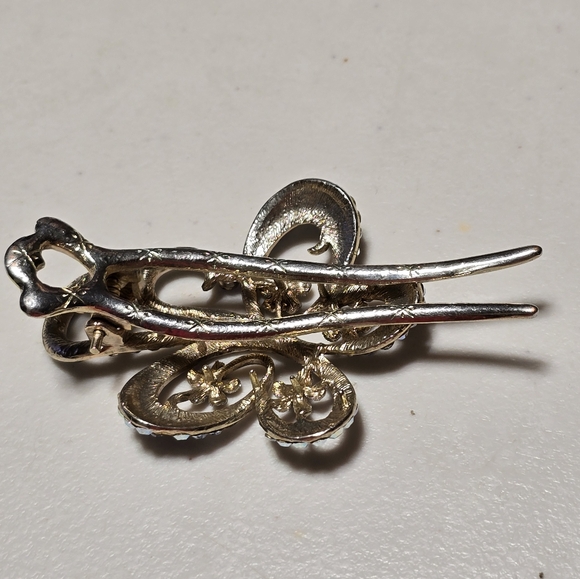 Basemetal Rhinestone Hair Clip-on 18 - Picture 5 of 6